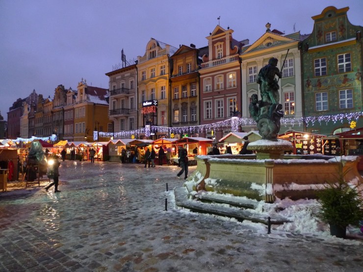 Puolalaisella joulutorilla