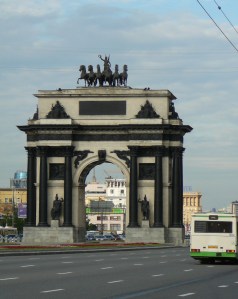 Moskova: Kolomenskoje ja Voitonpuisto