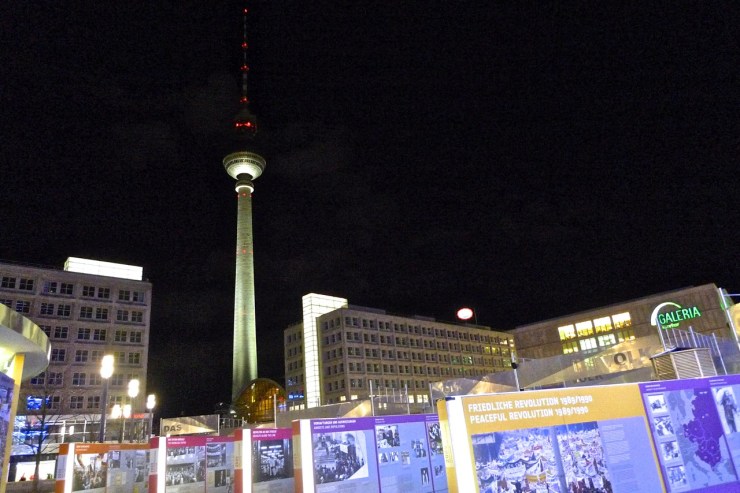 Yökuvia Berliinistä