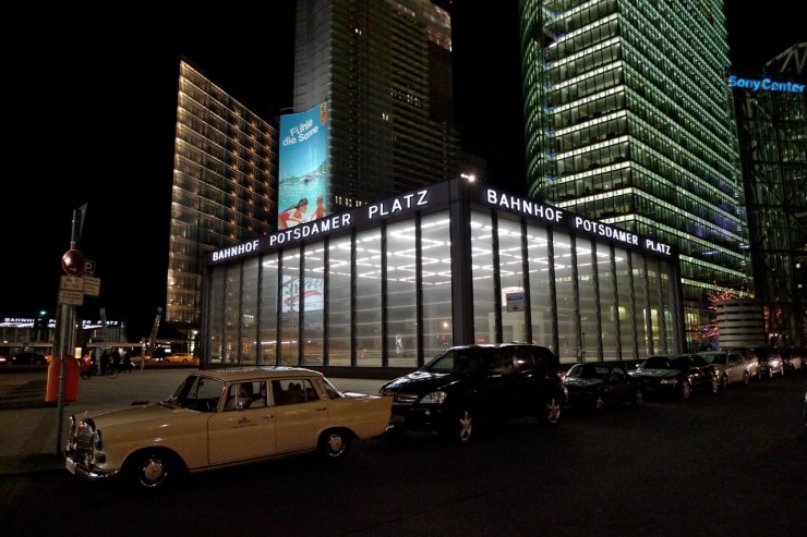 Yökuvia Berliinistä