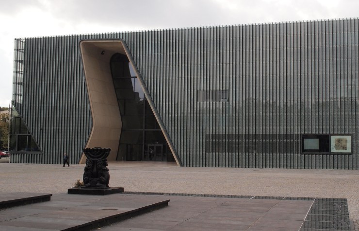 Puolan juutalaisten historian museo Varsovassa
