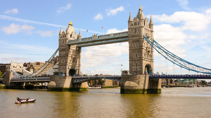 Tower Bridge Lontoo blogi