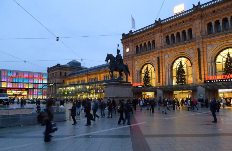 Hannoverin asema-aukio, Saksa